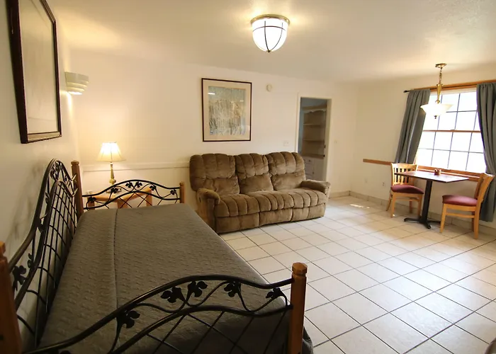 Abbey Archway Inn