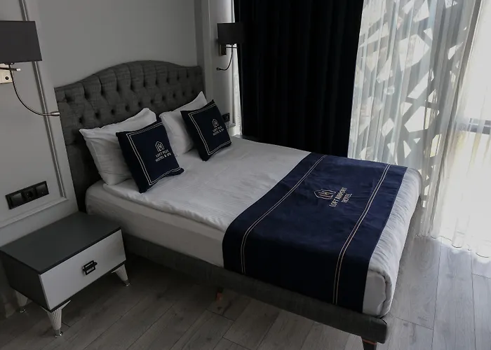 Airport Hotel & Private Trasportation Istanbul Airport-By Loft