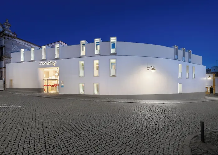 Moov Hotel Evora