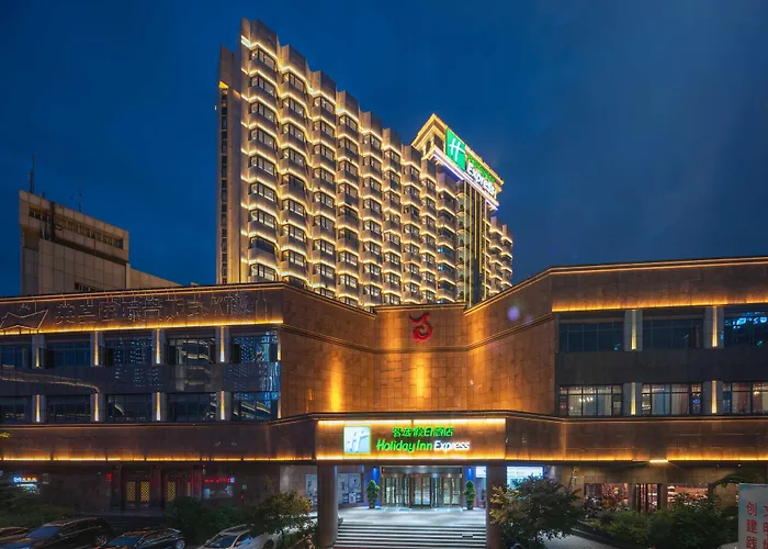 Holiday Inn Express Nanchang Bayi Square By Ihg
