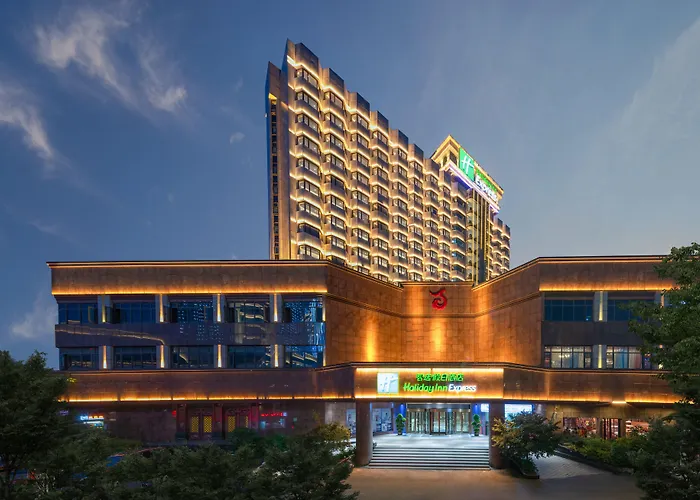 Holiday Inn Express Nanchang Bayi Square By Ihg