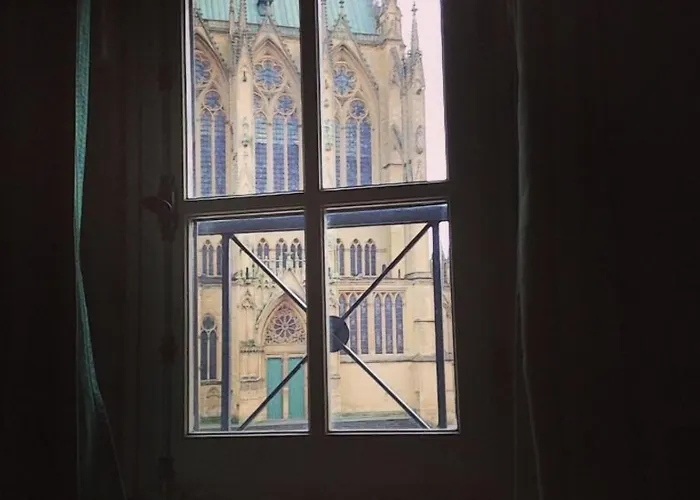 Hotel De La Cathedrale Metz