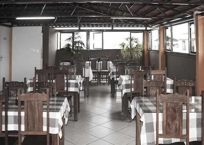 Hotel Pais E Filhos