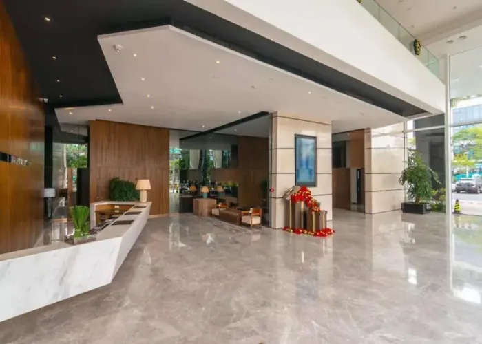 The Summit Hotel