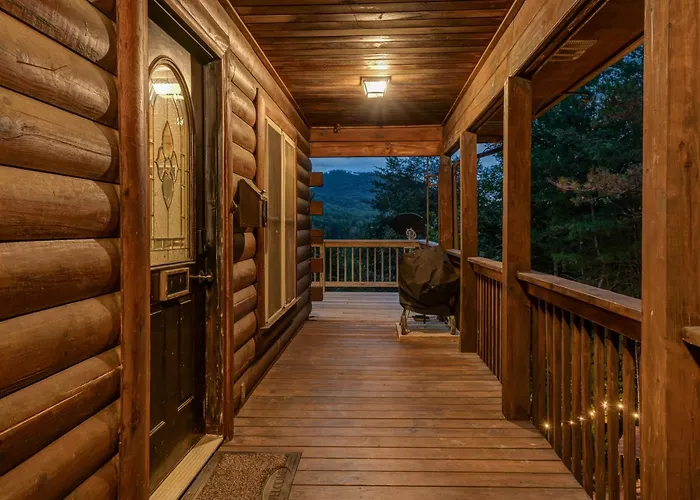 1 Bedroom With A Loft And Hot Tub Cabin 45 Minutes To Asheville