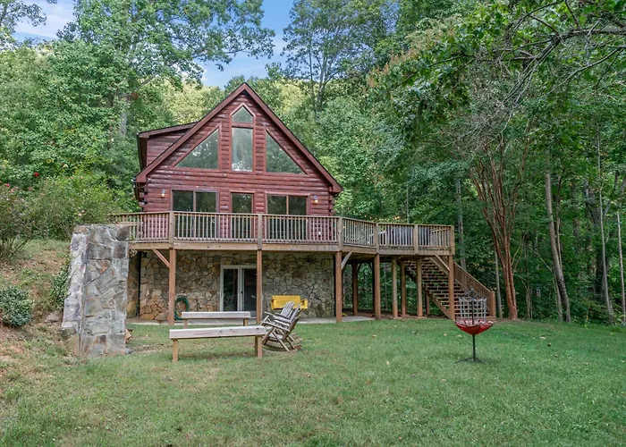 Spectacular Log Cabin Home 45 Minutes To Asheville