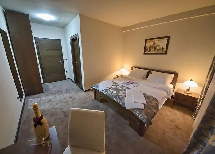Garni Hotel Central Lux