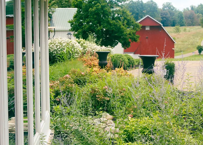 Mary'S Land Farm