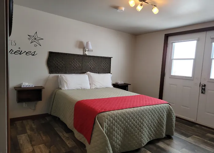 Motel Au Bord De L'Eau