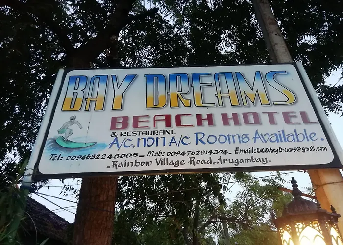 Bay Dreams Beach Hotel&Surf Camp