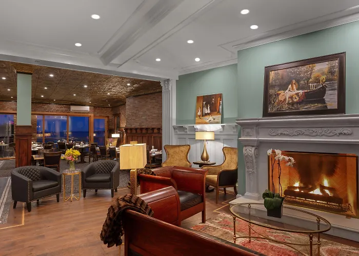Rockport Harbor Hotel