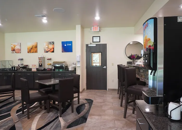 Comfort Inn & Suites Medina Ny Near Erie Canal
