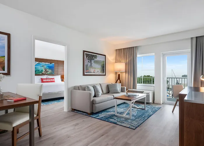 Compass Hotel By Margaritaville Anna Maria Sound