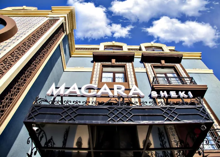 Macara Sheki City Hotel