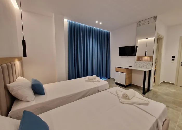 Hotel Monel