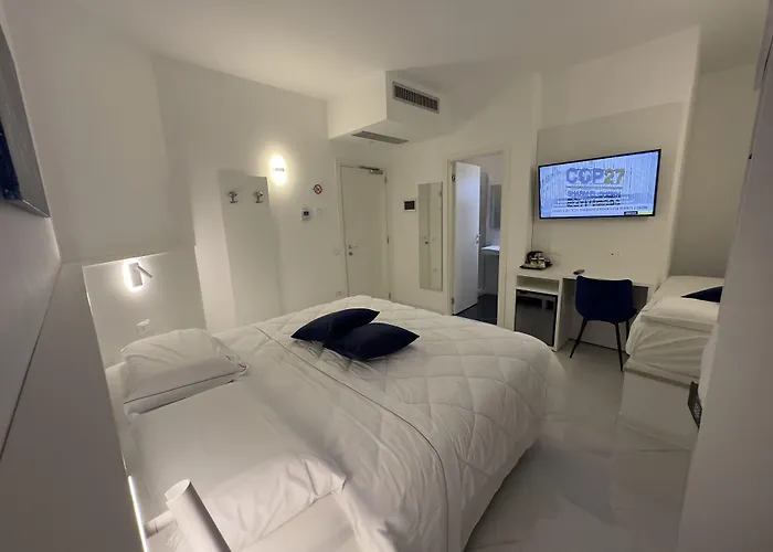 Hotel Smart Cruise