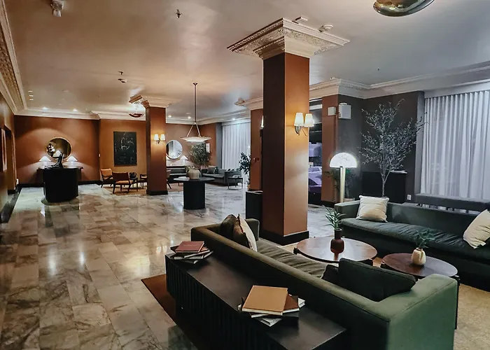 FOUND Hotel Carlton, Nob Hill
