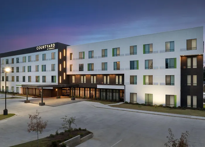 Courtyard By Marriott Northport University Of Alabama