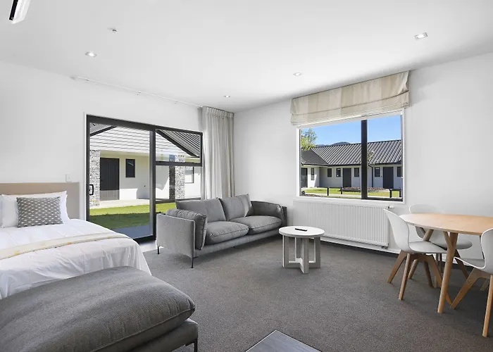 Grand Suites Murchison