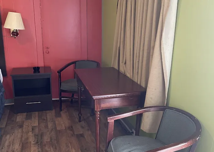 Budget Inn
