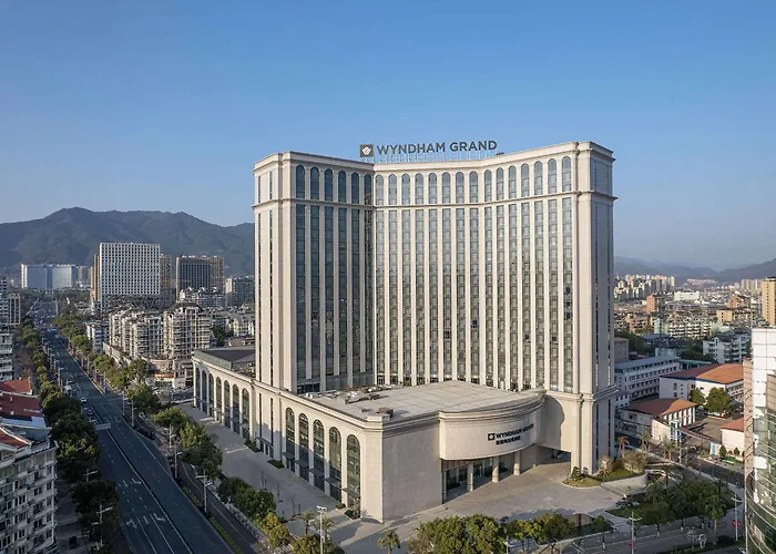 Wyndham Grand Lishui Downtown