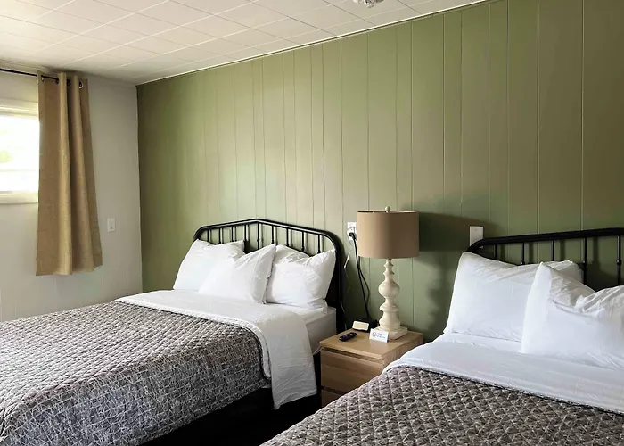 The Trail Inn - Melita, Manitoba - Hwy 83, Hwy 3