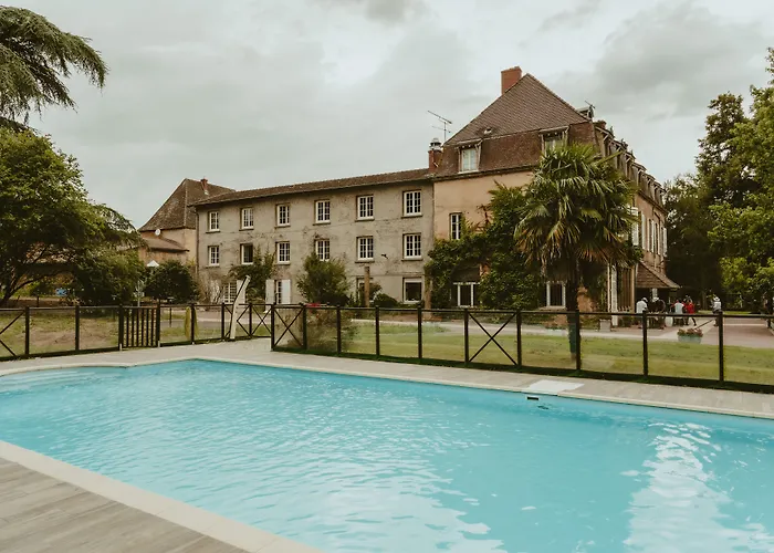 Logis Hotel & Bien Etre Chateau De La Barge