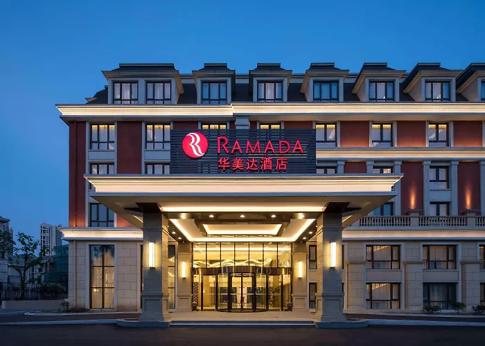 Ramada By Wyndham Zhenjiang City Center
