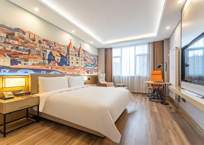 Joy Fall Hotel