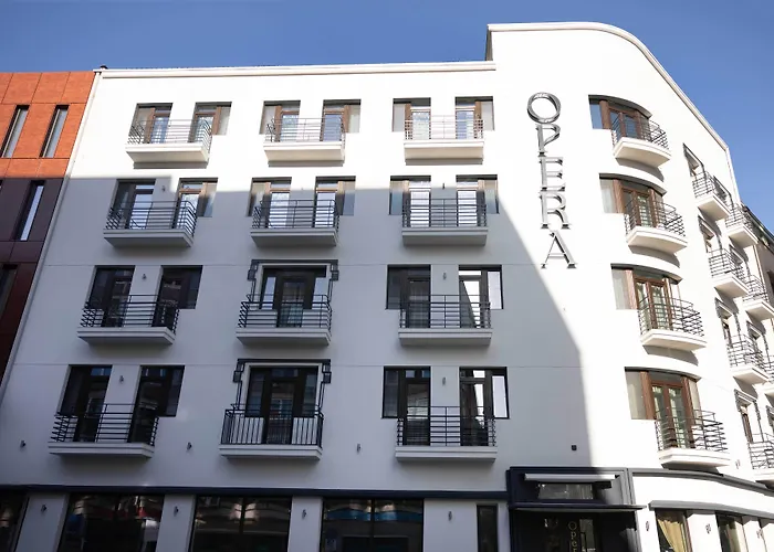 Opera Hotel