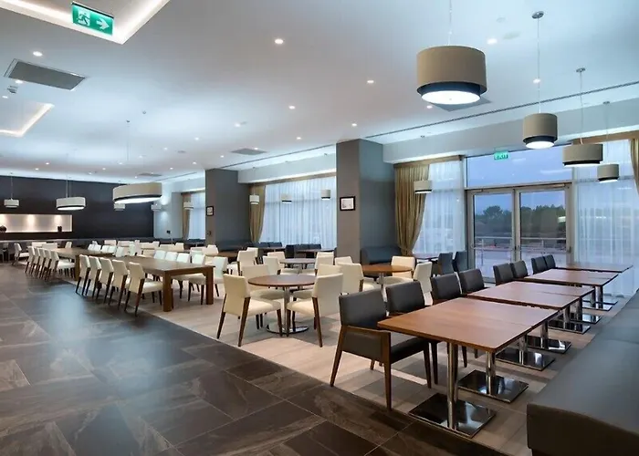 Hampton By Hilton Kocaeli Symbol
