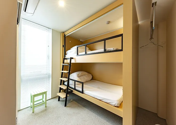 Plat Hostel Keikyu Kamakura Wave