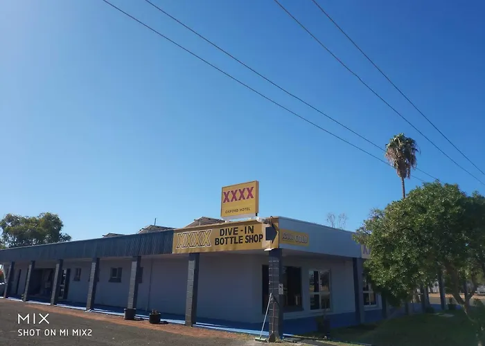 Oxford Hotel Motel