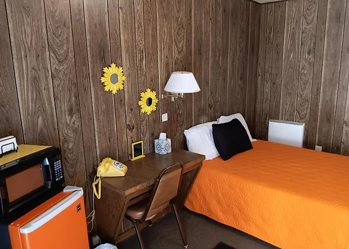 Crawford Motel