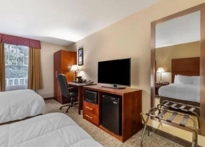 Comfort Inn Foxboro - Mansfield