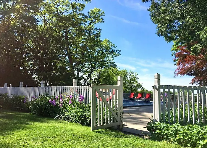 Lovely Cottage Rental With A Pool And Stunning Garden Near Grand Rapids In Michigan