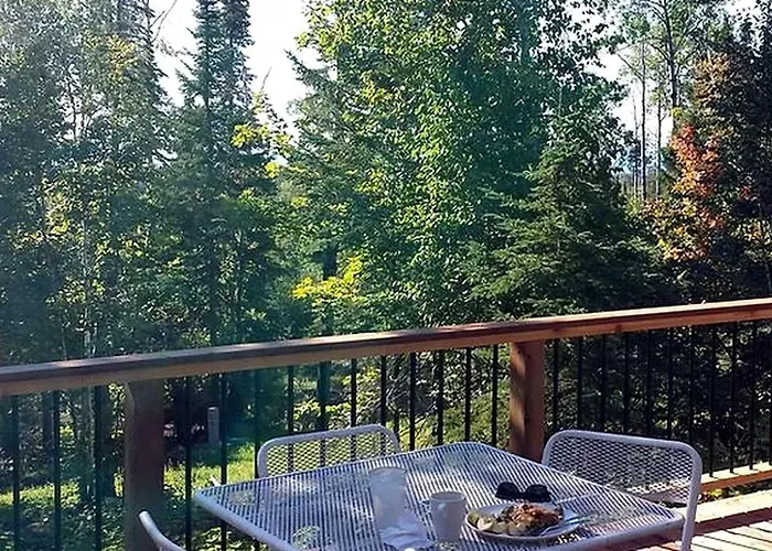 Rustic Cabin Rental With Views Of Lake Superior In Minnesota