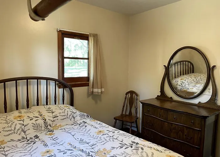 Cute Lakeside Cabins For Glamping Stays In Fergus Falls, Minnesota