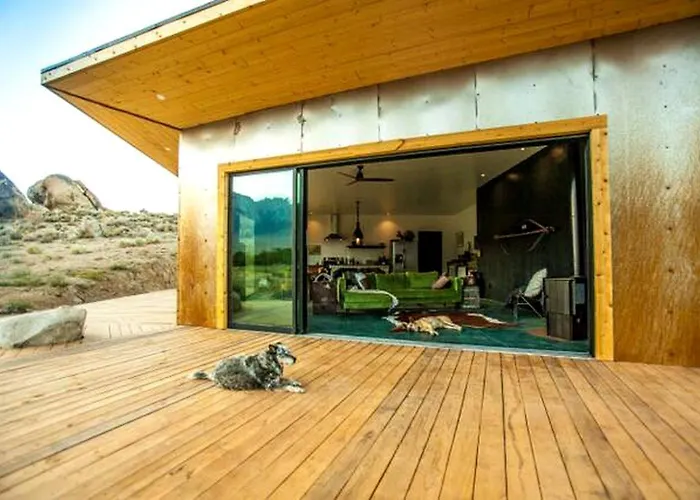 Amazing Lone Pine Cabin For Glamping In California