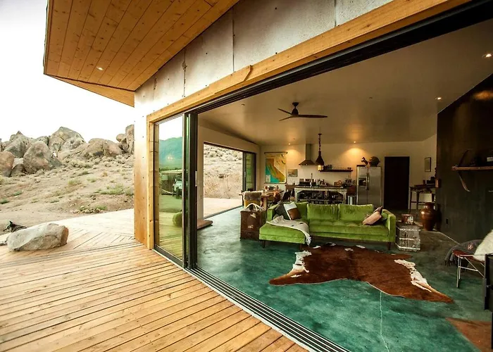 Amazing Lone Pine Cabin For Glamping In California