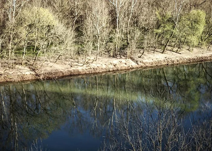 Fully Furnished Camping Cabin Near Cherokee National Forest