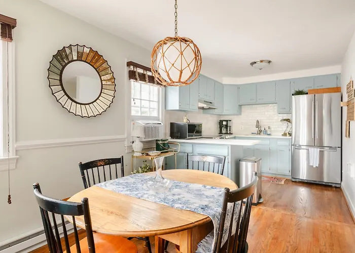 Cottage On King Charming Historic Leesburg Home