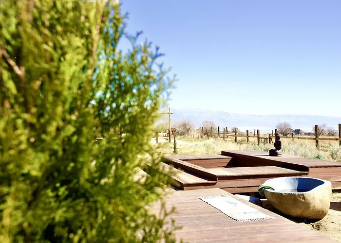 Stunning Design Rental Incredible For A Luxury Escape In Lone Pine, California