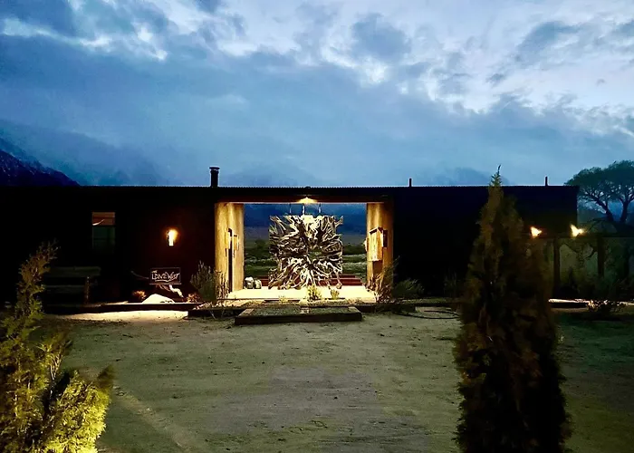 Luxury Design Rental With Breathtaking Mountain Views In Lone Pine, California