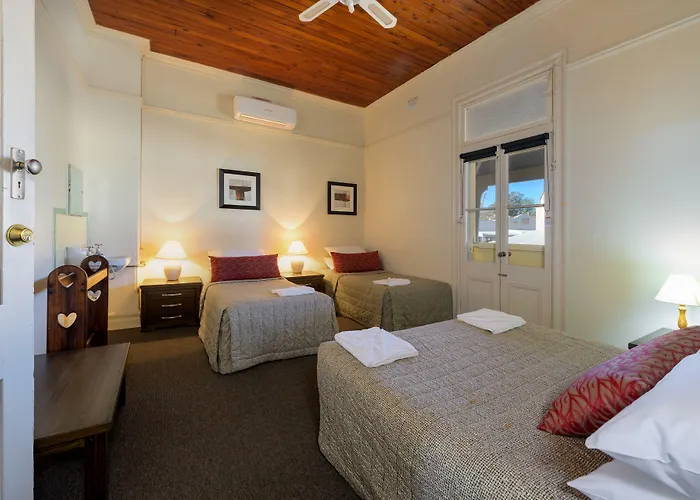 Commercial Travellers House