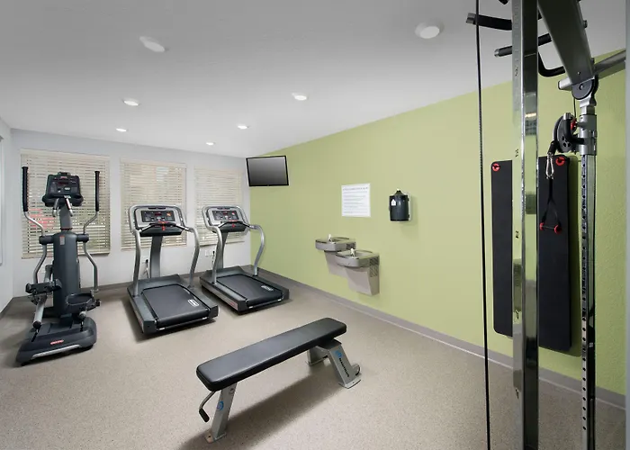 Woodspring Suites Novi Farmington
