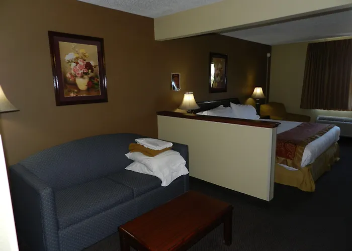 Bay Inn & Suites Troy