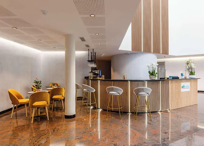 Brit Hotel Privilege Paris Rosny-Sous-Bois