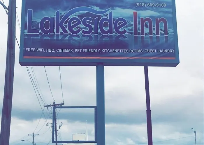 Lakeside Inn