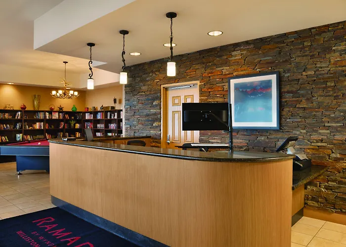 Bakken Airport Xwa Hotel & Studios
